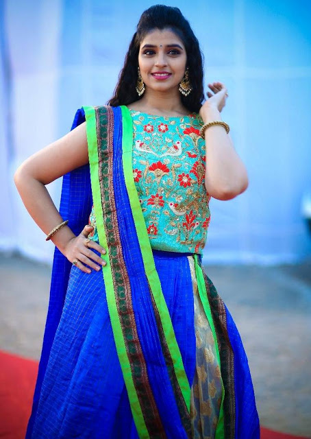 Telugu TV Anchor Syamala Hot Looking In Blue Lehenga Choli 16
